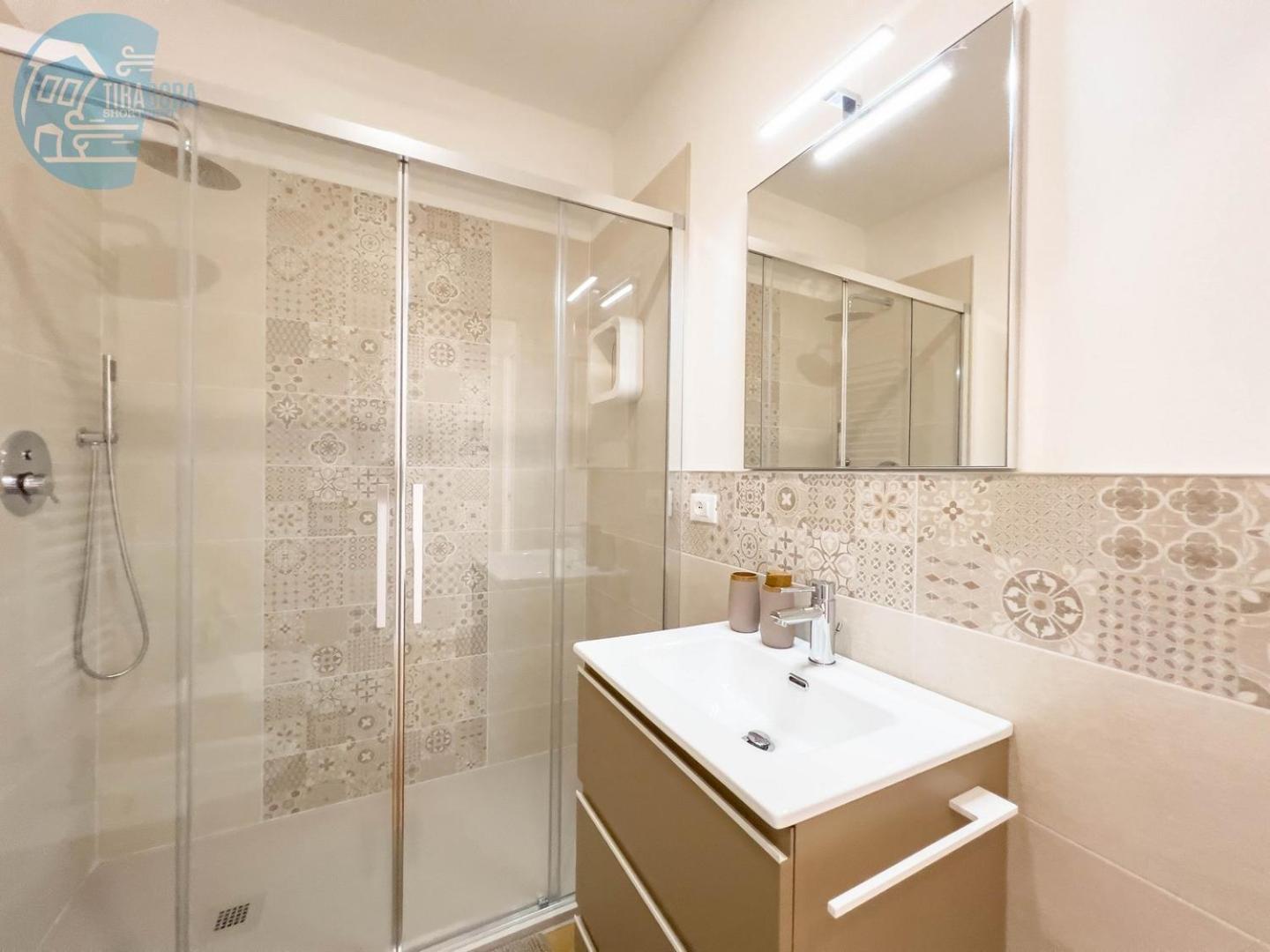 Cassa Di Risparmio 11 Tirabora Short Rent Trieste Dış mekan fotoğraf