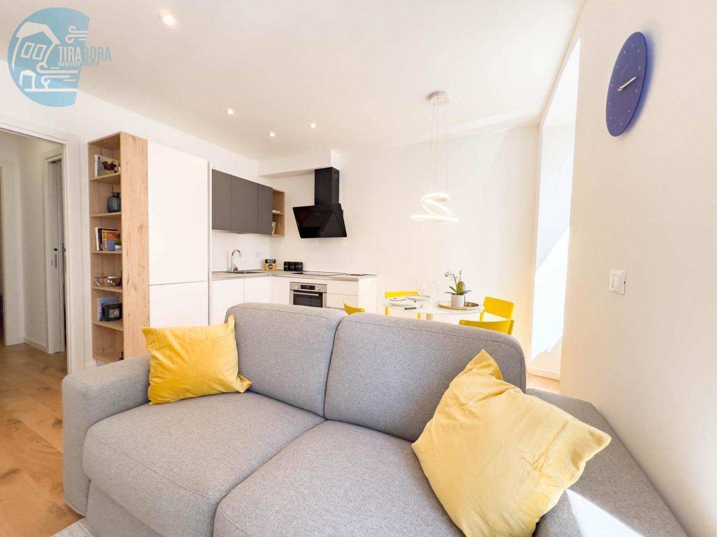 Cassa Di Risparmio 11 Tirabora Short Rent Trieste Dış mekan fotoğraf
